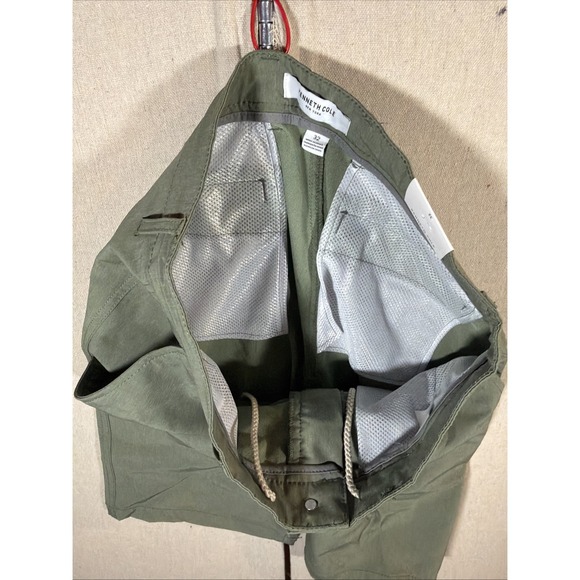 Kenneth Cole Tech Shorts Lightweight Stretch Wicking 9" In Seam Size 32 $69 - Picture 4 of 5